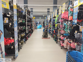 Pavimentazione in autolivellante cementizio per Decathlon Trapani